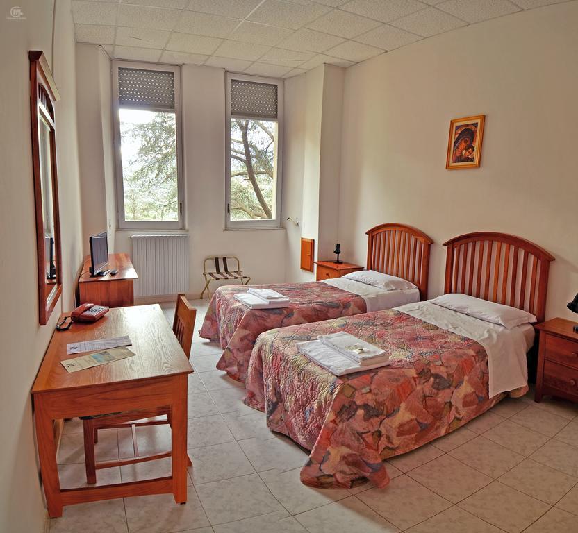Casa San Tommaso Hotel Linguaglossa Buitenkant foto